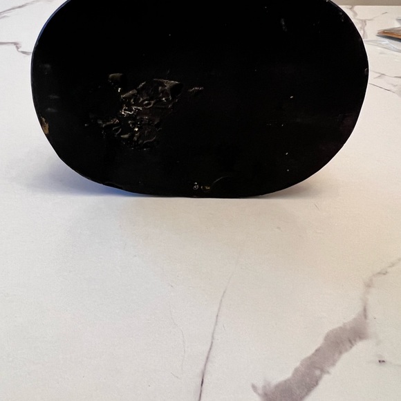 A statue of Buddha - Picture 7 of 7